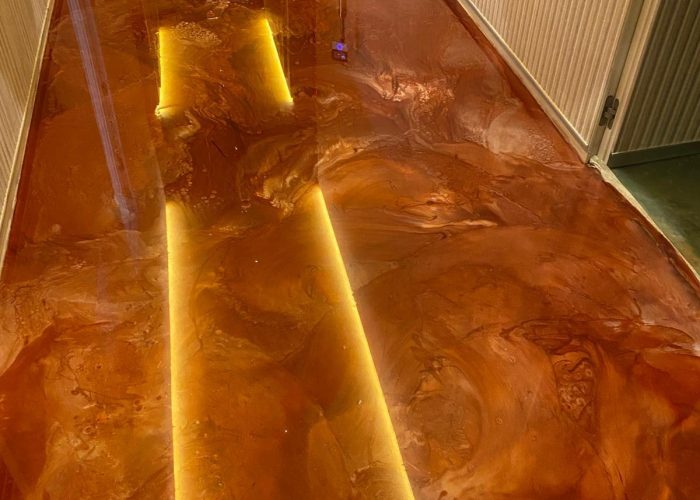 Resina epoxi para interiores, aplicada a suelos de oficina por epoxtan pavimentos y solados